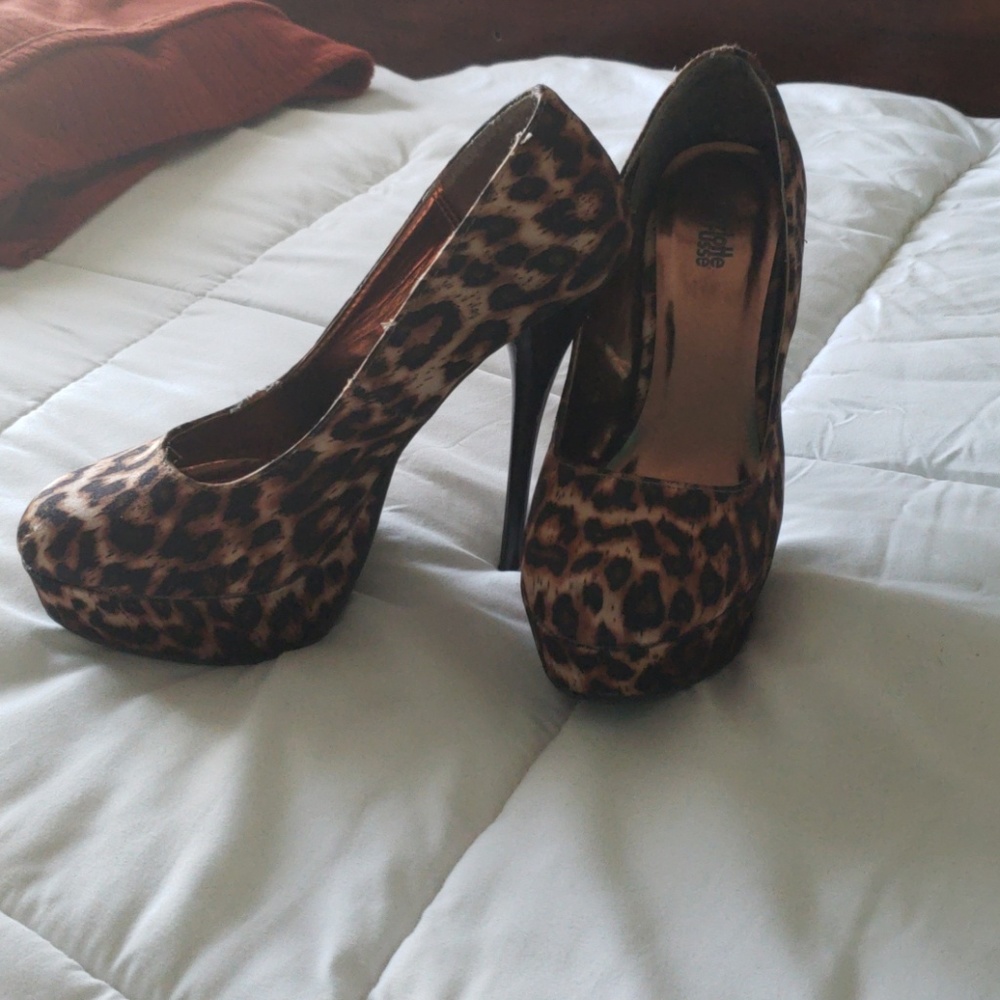 5/$28 Charlotte Russe leopard platform heels